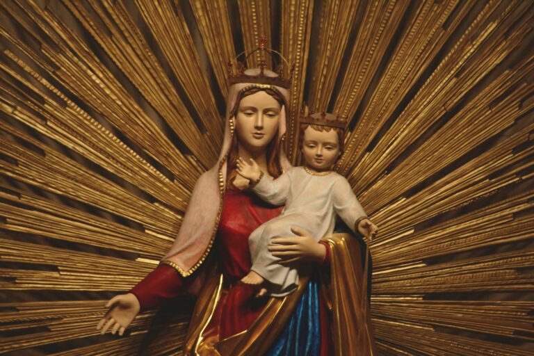 Tips To Make A Family Marian Pilgrimage